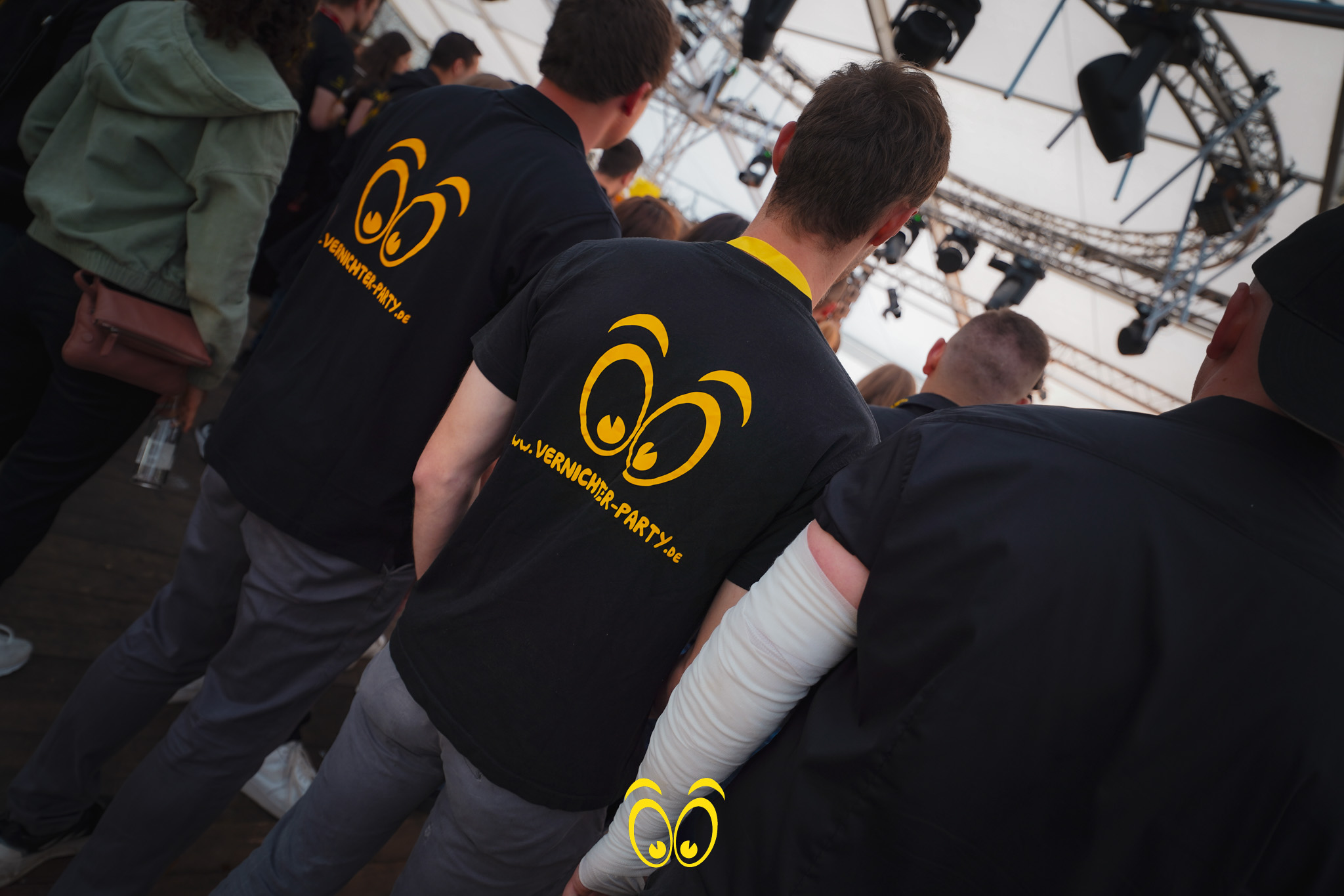 V-PARTY Galerie