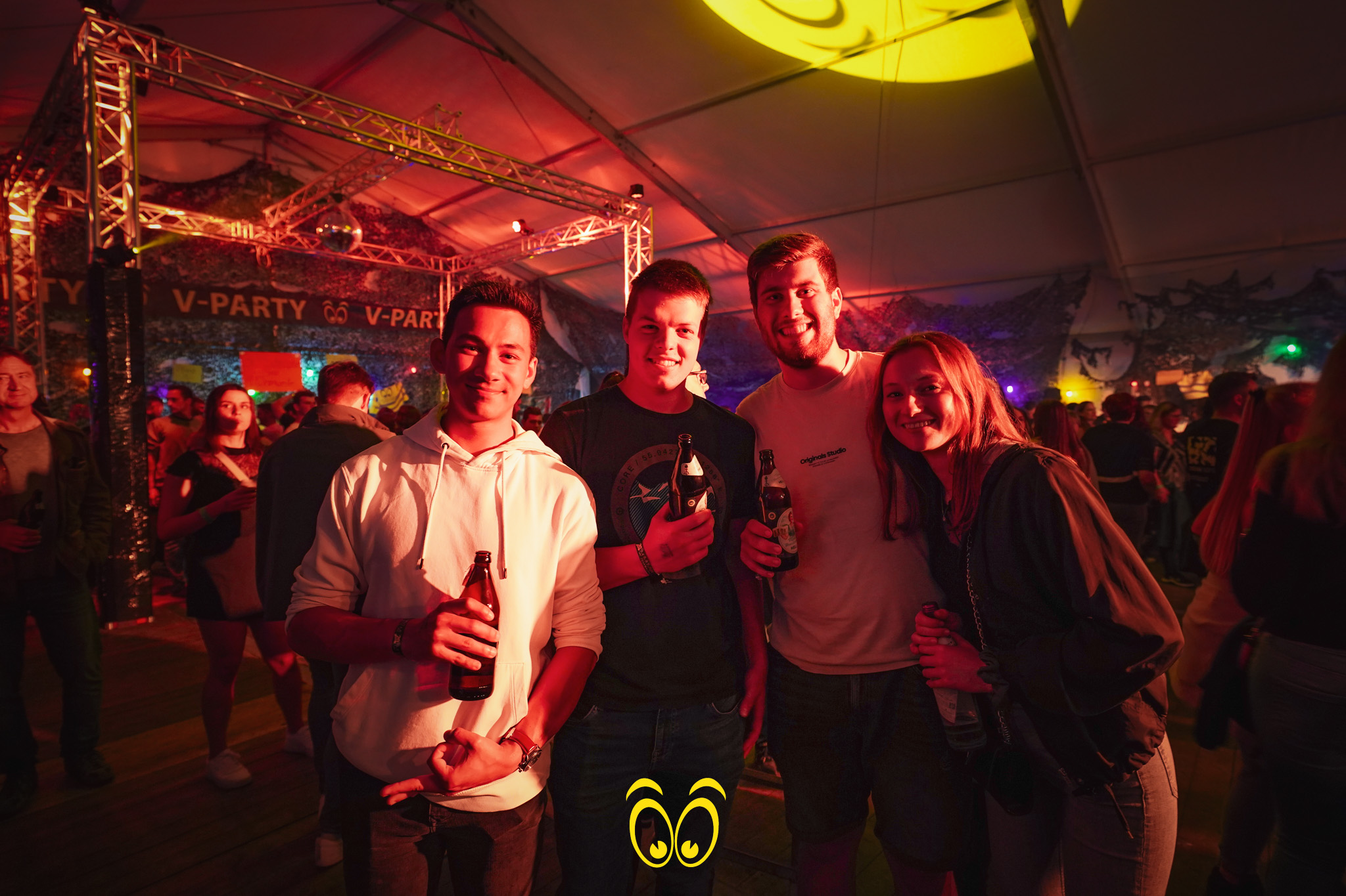 V-PARTY Galerie