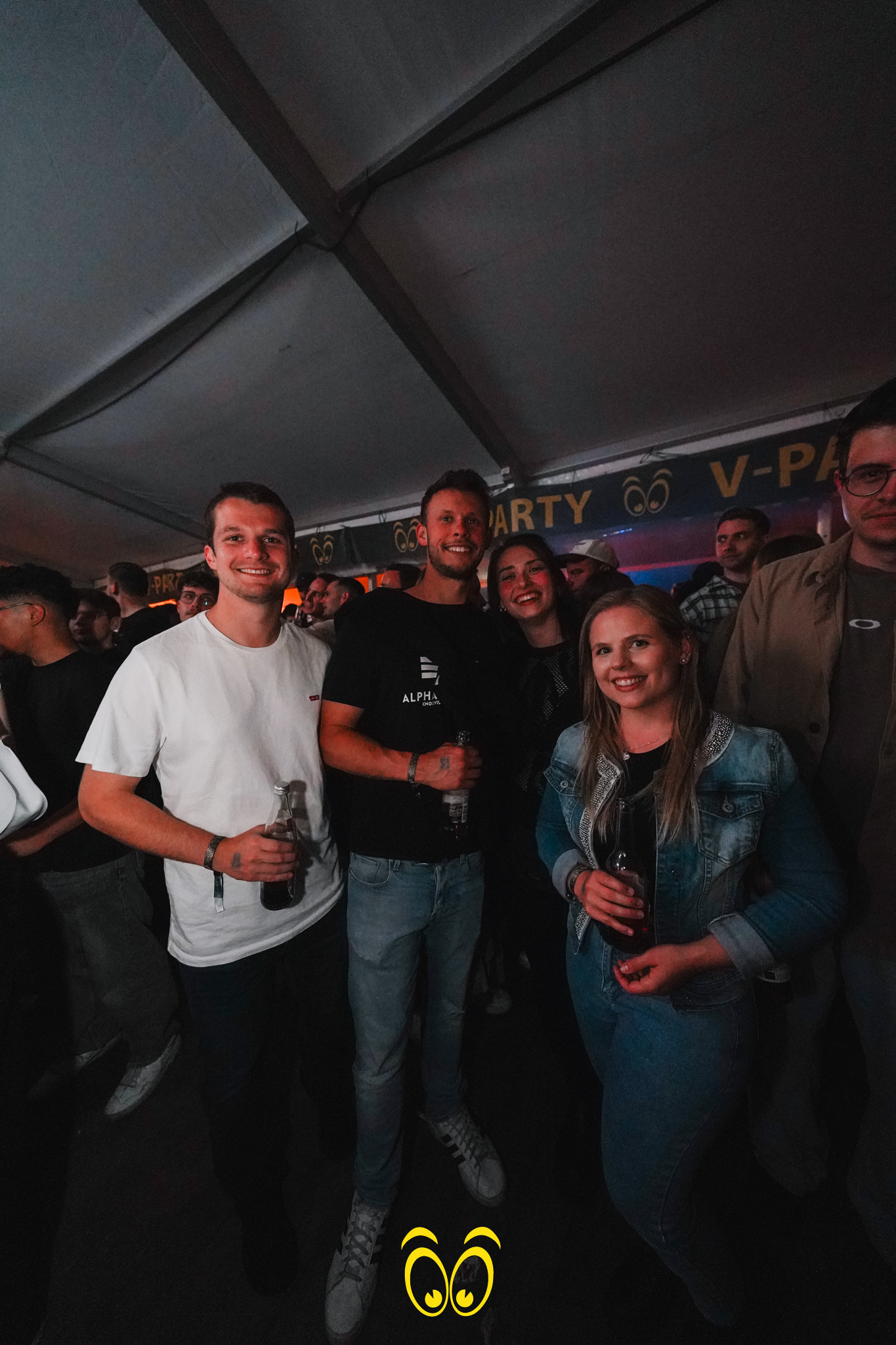 V-PARTY Galerie