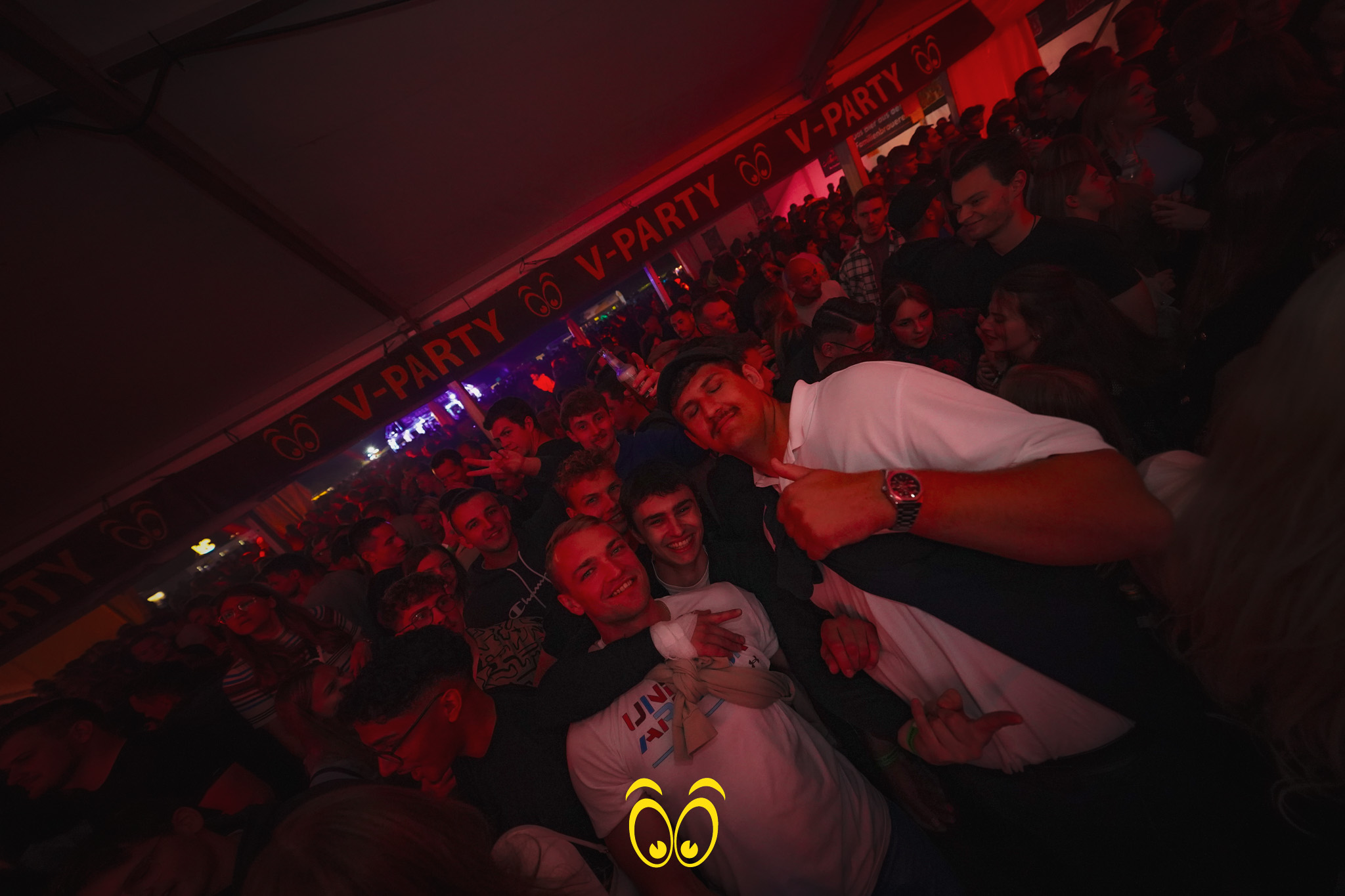 V-PARTY Galerie