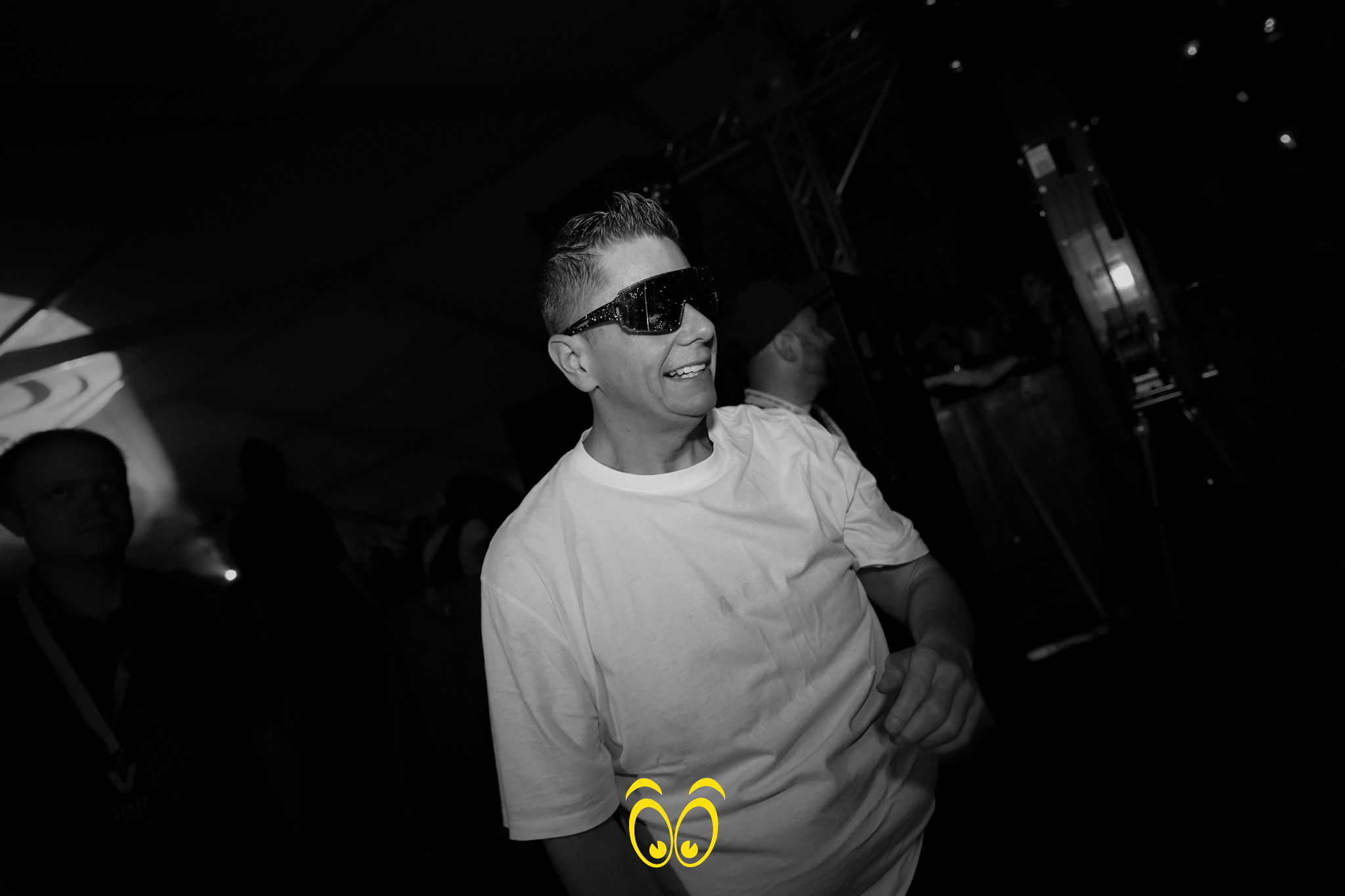 V-PARTY Galerie
