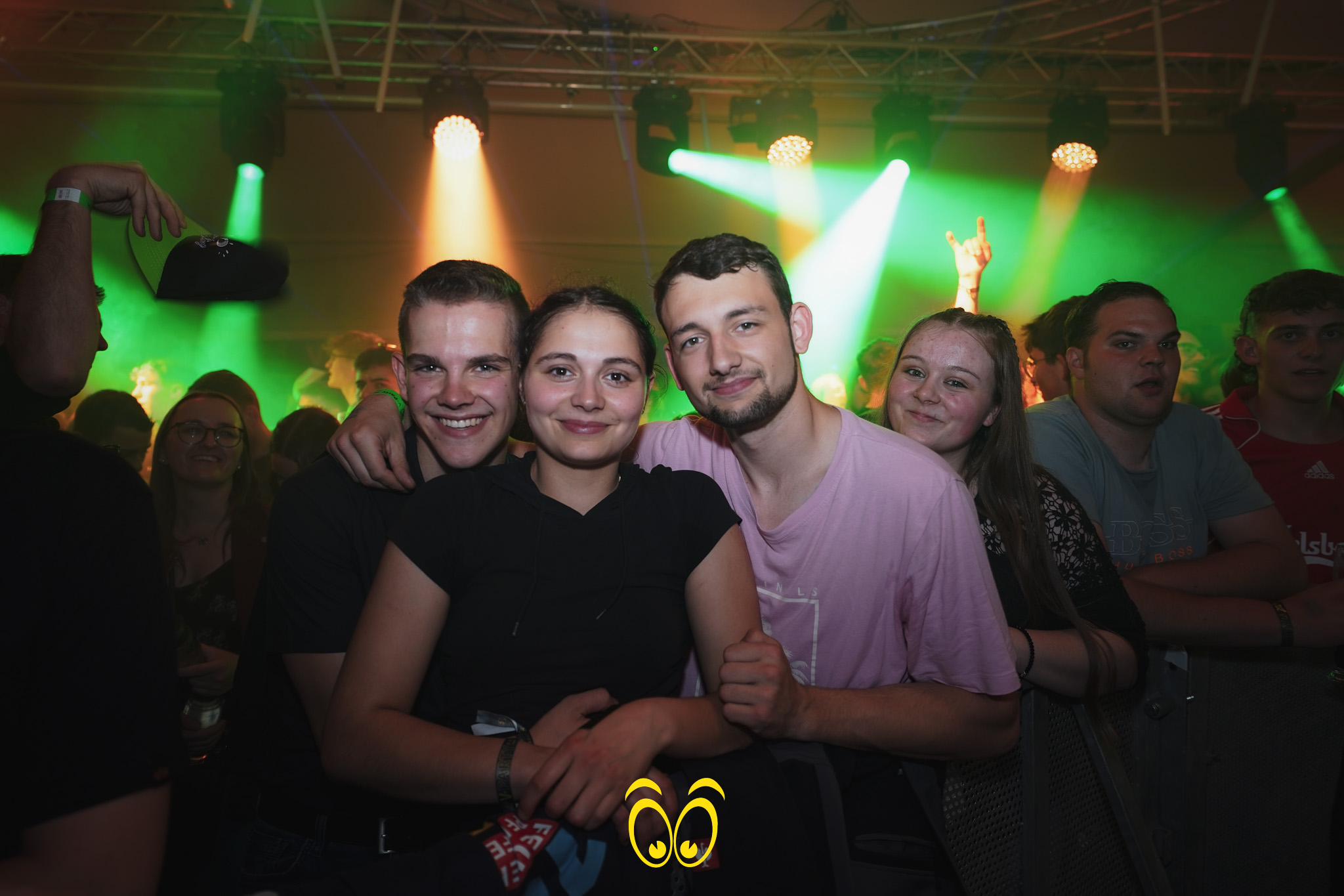 V-PARTY Galerie
