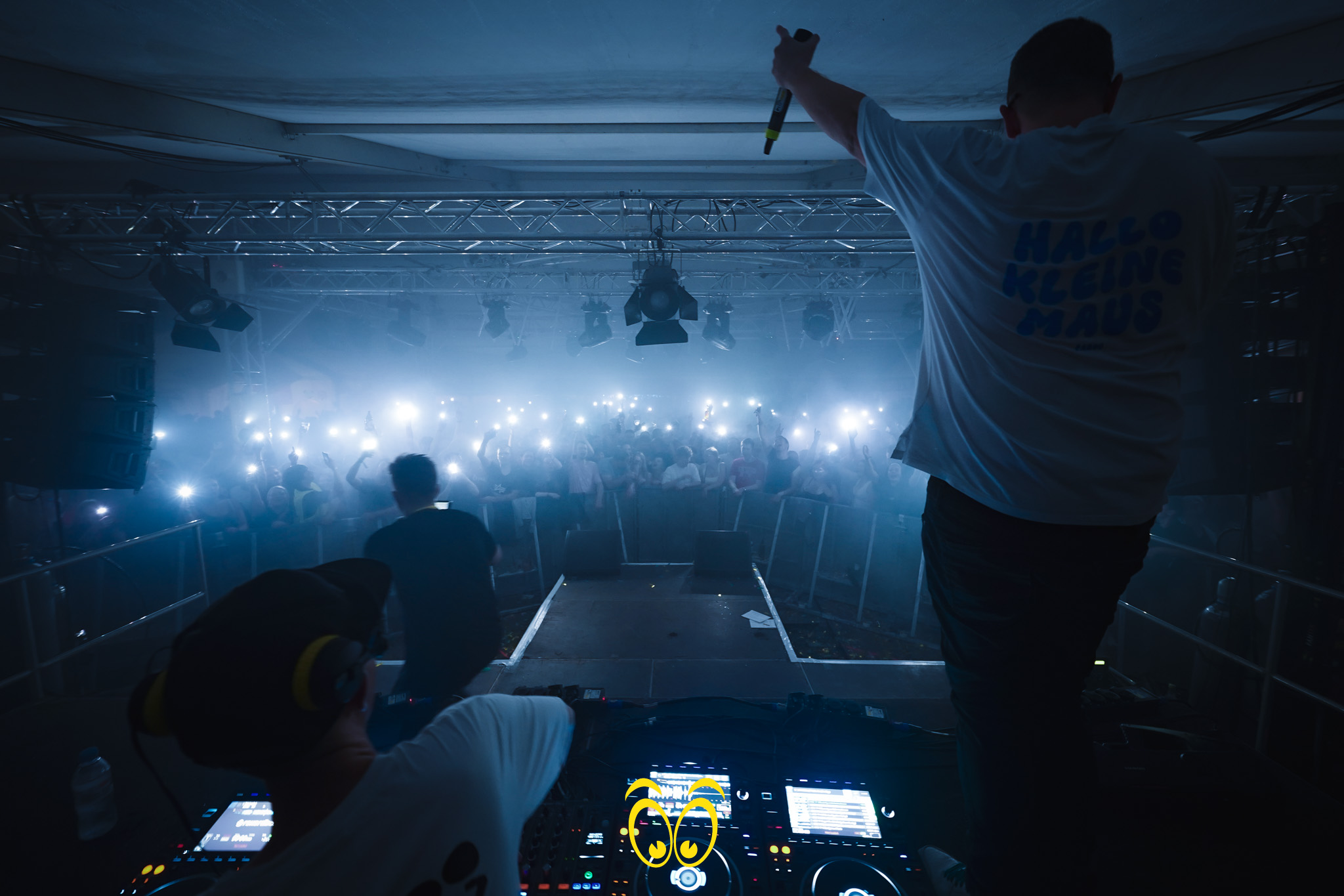 V-PARTY Galerie