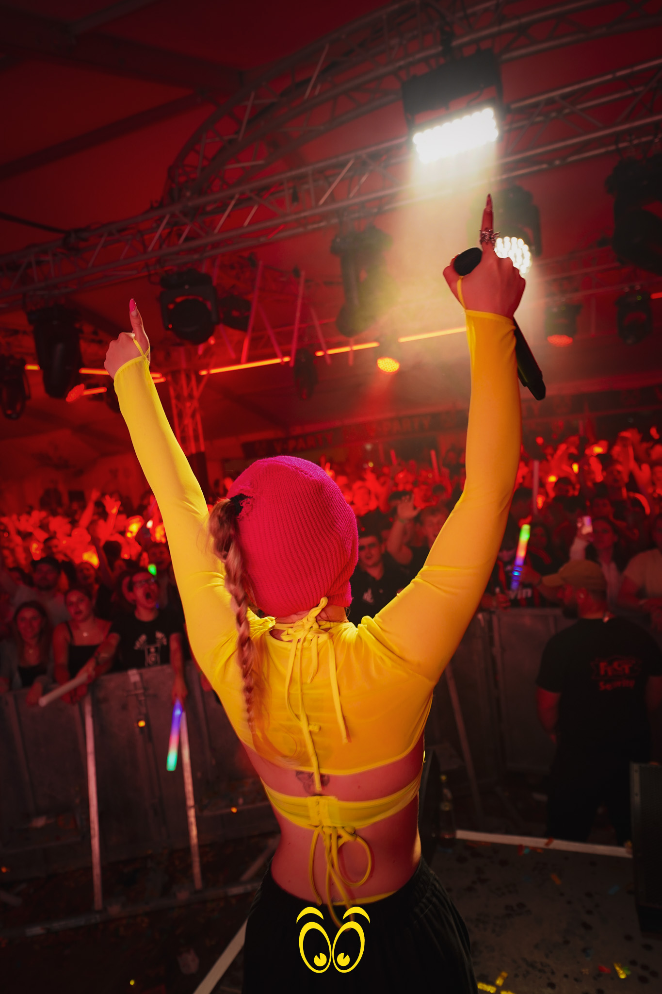 V-PARTY Galerie
