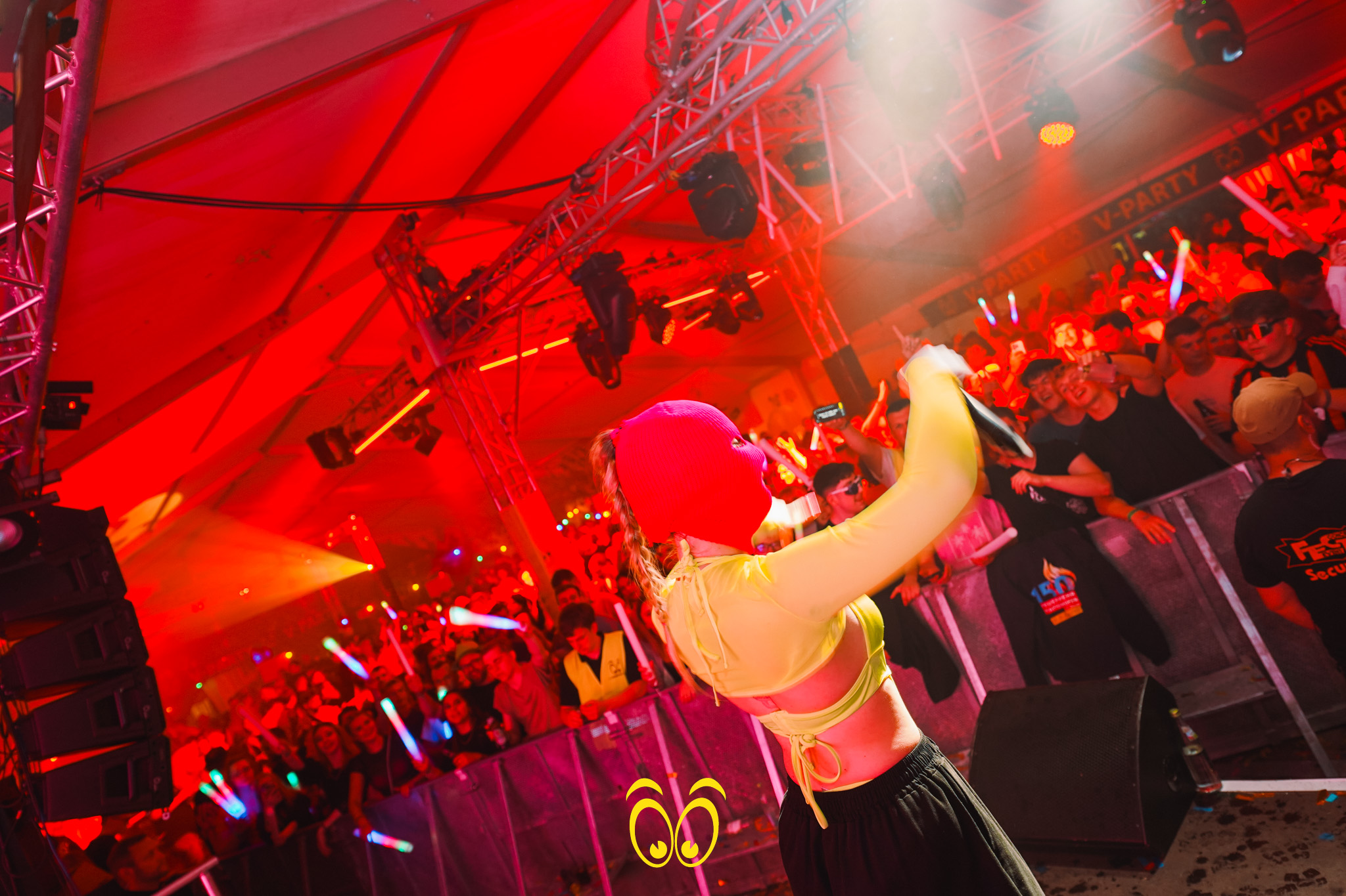 V-PARTY Galerie