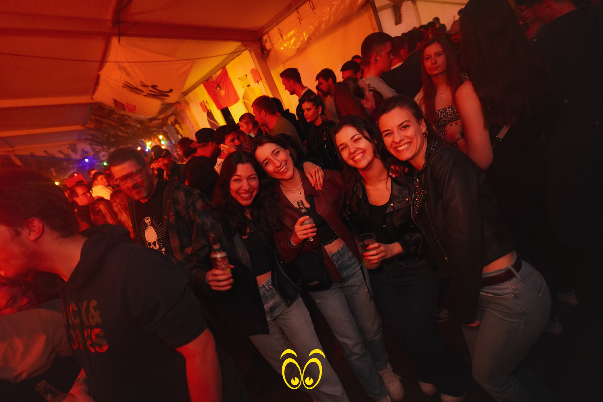 V-PARTY Galerie