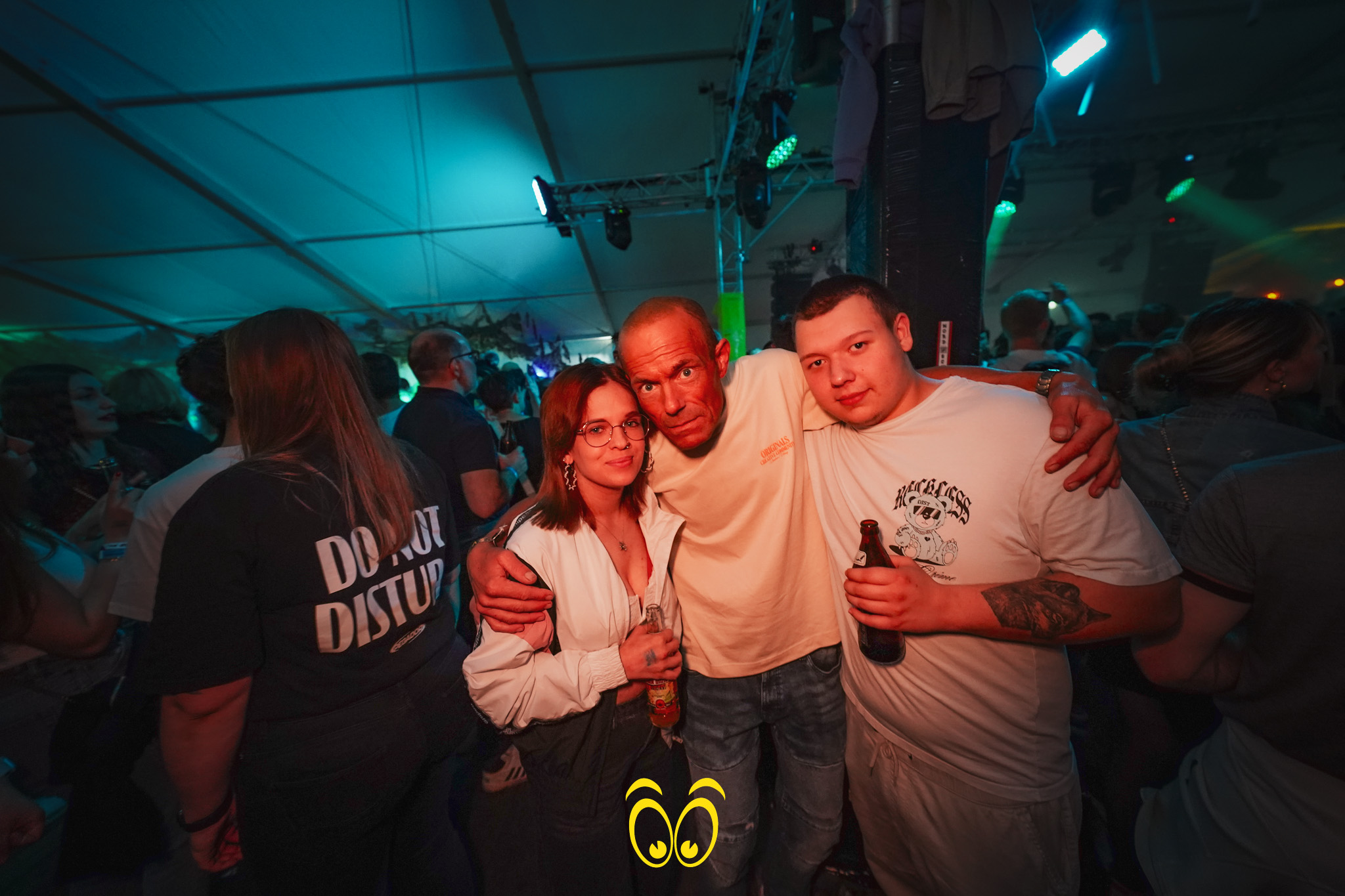 V-PARTY Galerie