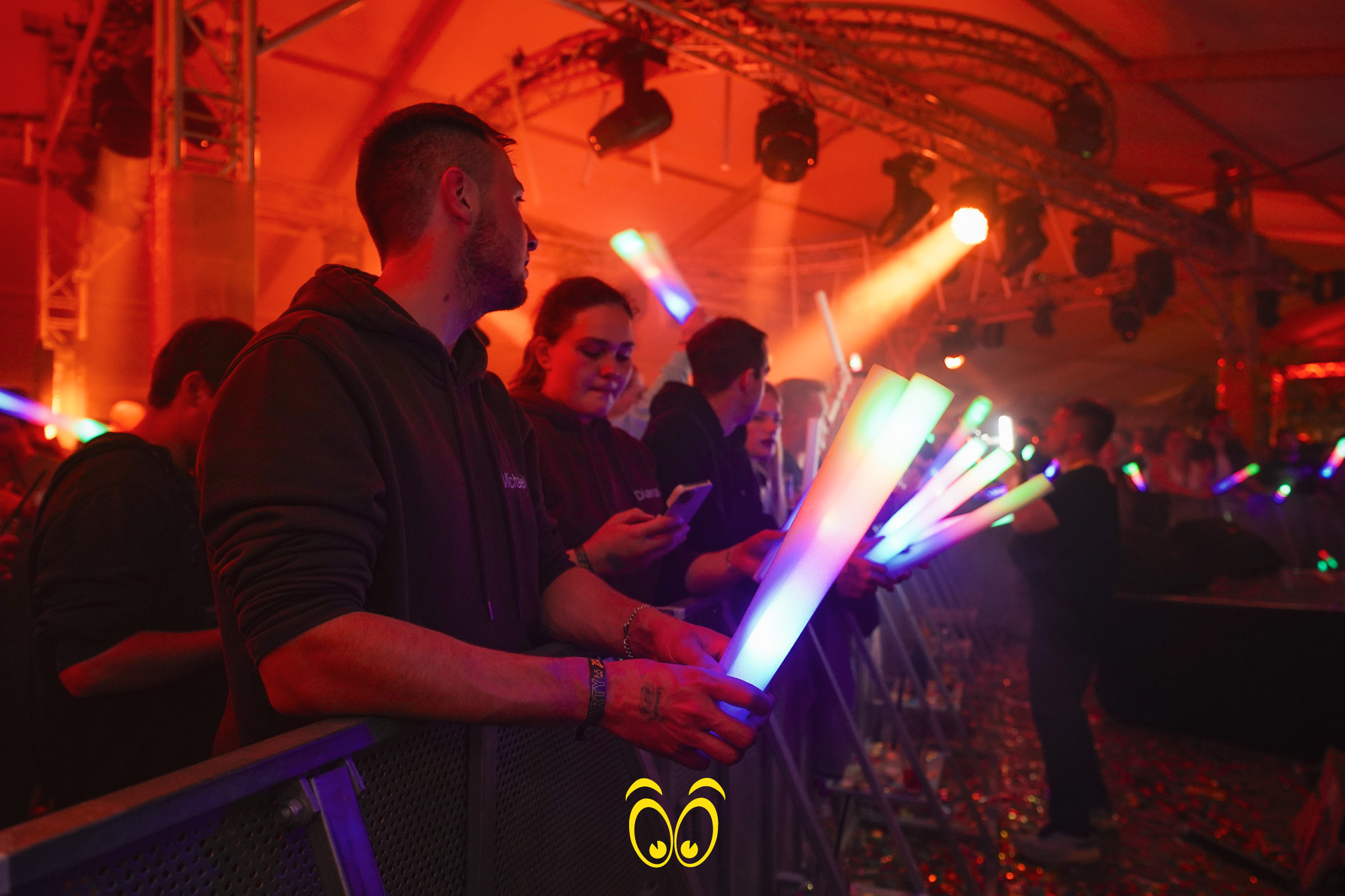 V-PARTY Galerie