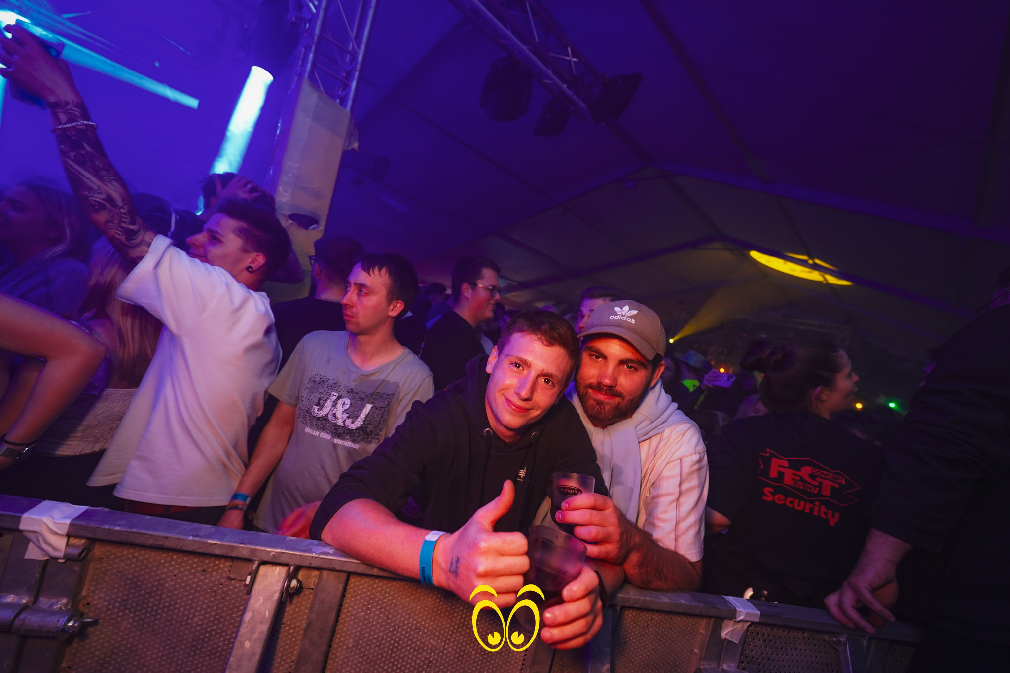 V-PARTY Galerie