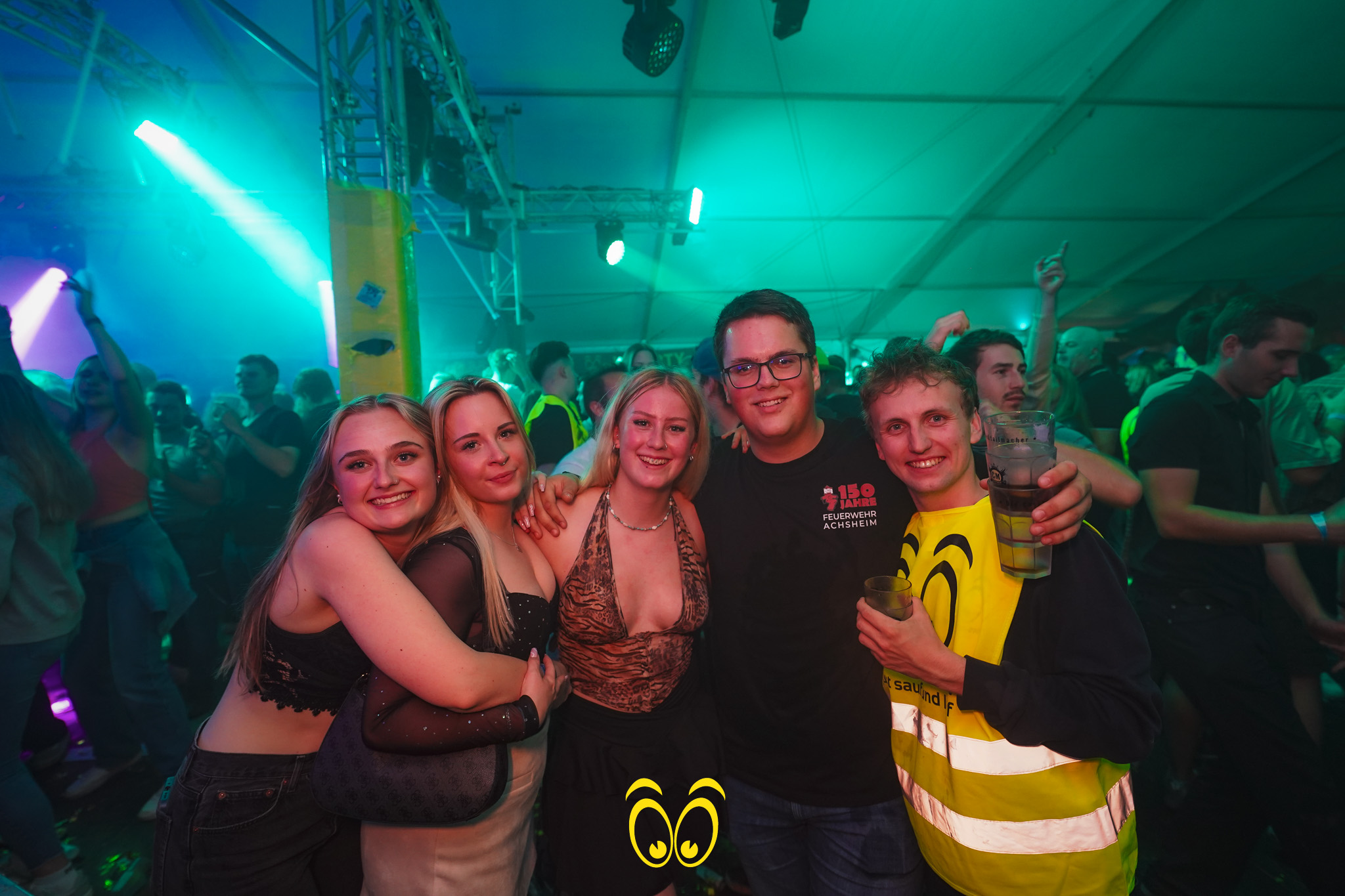 V-PARTY Galerie